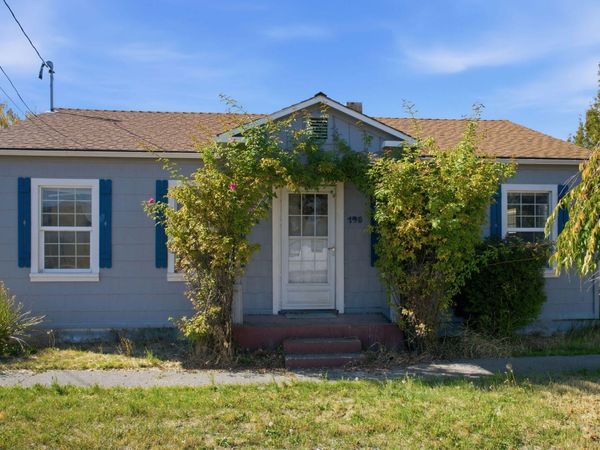 195 S Main Street, Prineville, OR 97754