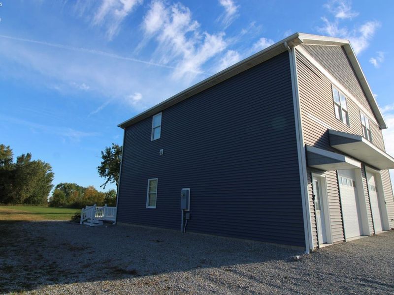 3255 W Lakeshore Drive, Port Clinton, OH 43452 Photo 2