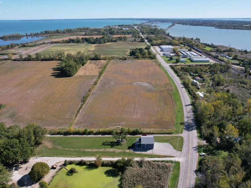 3255 W Lakeshore Drive, Port Clinton, OH 43452 Photo 21