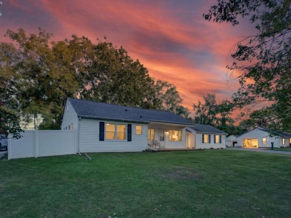 5011 Leavitt Road, Lorain, OH 44053
