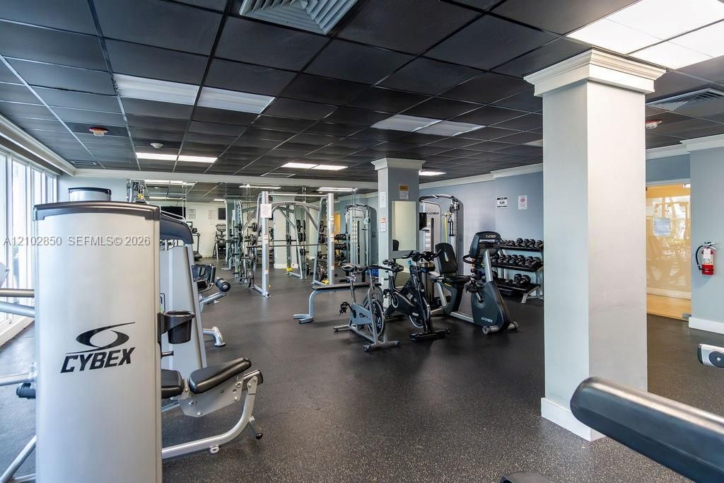 1865 79th St Cswy , Unit 8A, North Bay Village, FL 33141 Photo