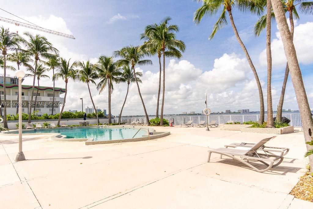 1865 79th St Cswy , Unit 8A, North Bay Village, FL 33141 Photo