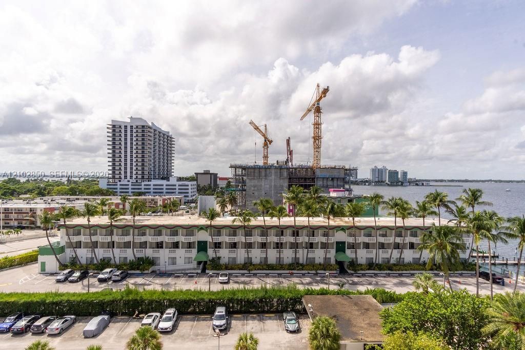 1865 79th St Cswy , Unit 8A, North Bay Village, FL 33141 Photo