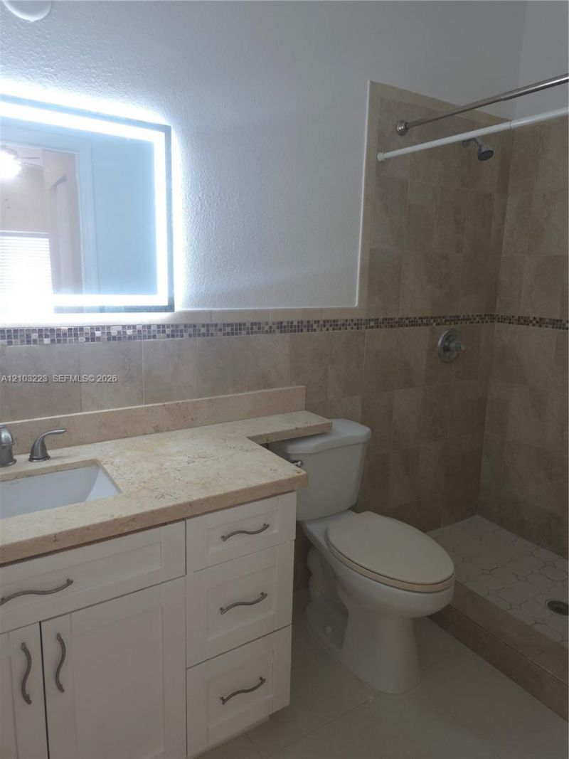 3533 SW 12th St , Miami, FL 33135 Photo