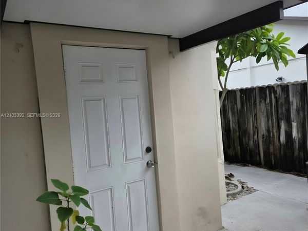 5871 NW 199th St , Unit 5871L, Hialeah, FL 33015