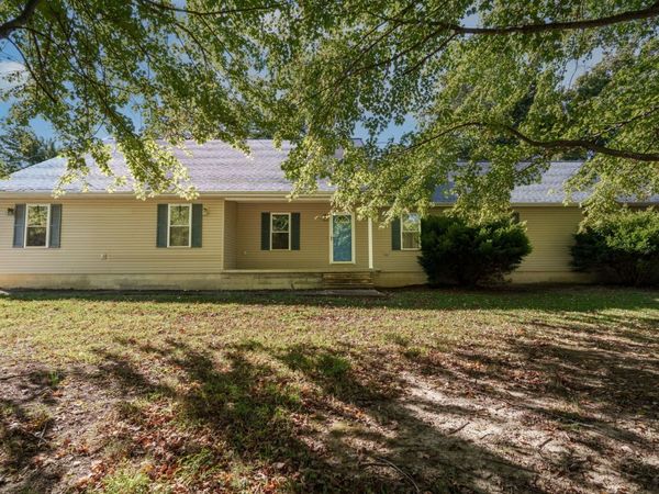 15011 Fowler School Road, Marion, IL 62959