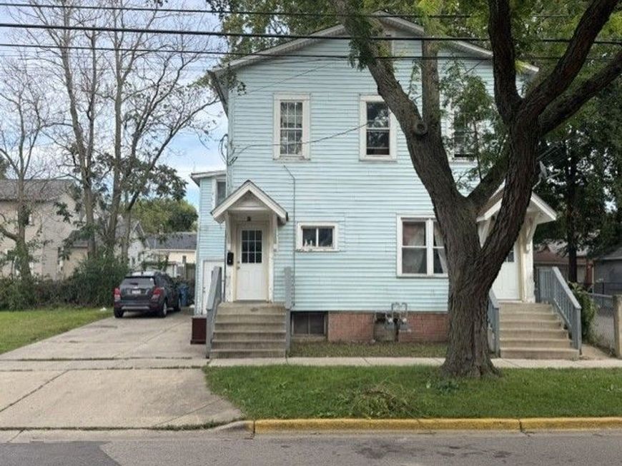Main Photo