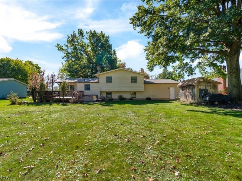 1173 Desert Street NE, Uniontown, OH 44685 Photo 7