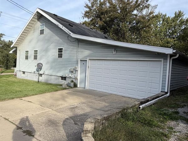 839 S 12th Street, Centerville, IA 52544