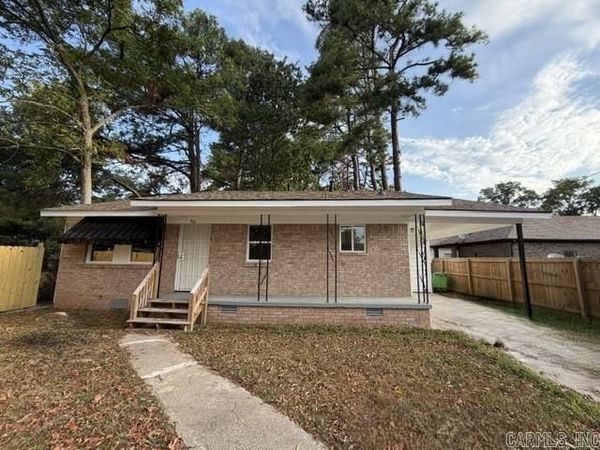 312 E Academy St , Lonoke, AR 72086