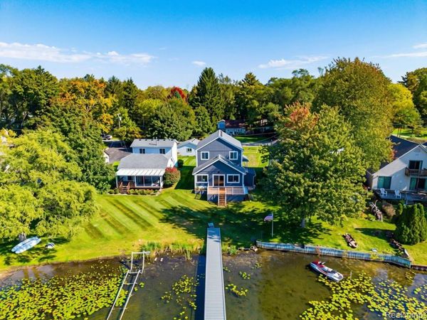3515 Highland Boulevard, Highland Township, Mi 48356