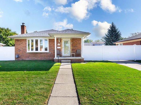 655 5th Street, Wyandotte, Mi 48192