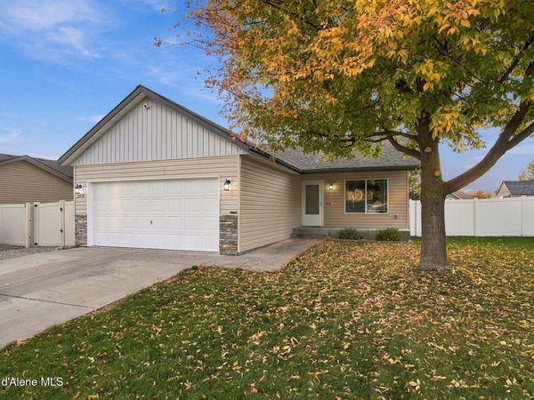 2710 E Thrush DR , Post Falls, ID 83854