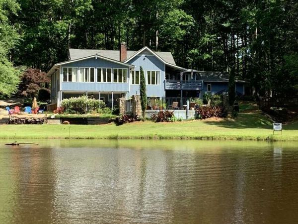 100 Brookshire Drive, Fayetteville, GA 30215