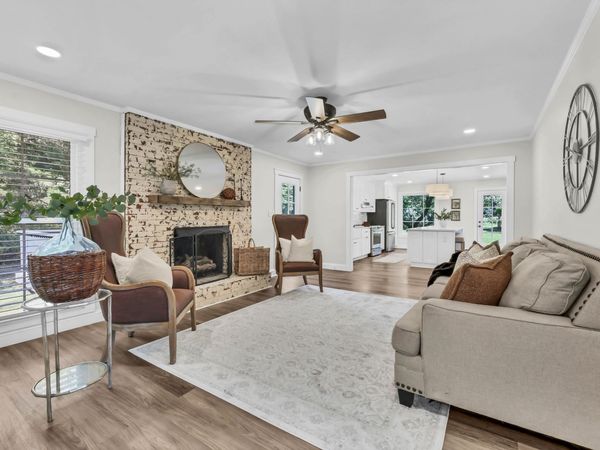 351 Hampshire Dr , Clarksville, TN 37043