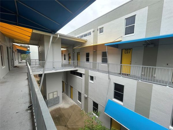 2515 SW 35TH PLACE , Unit 217, GAINESVILLE, FL 32608