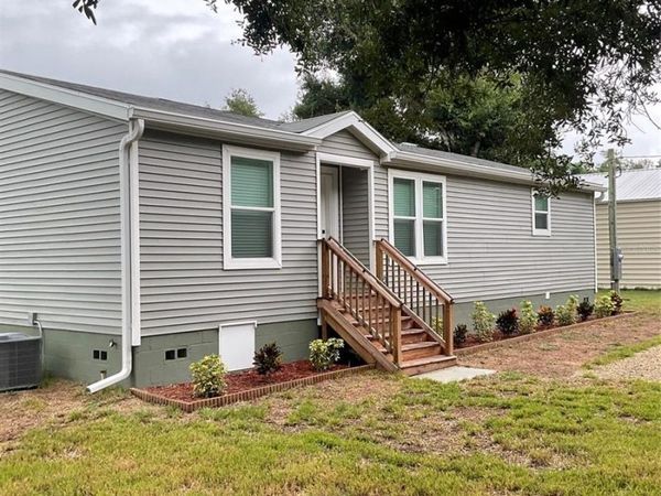201 FOREST STREET , NOKOMIS, FL 34275