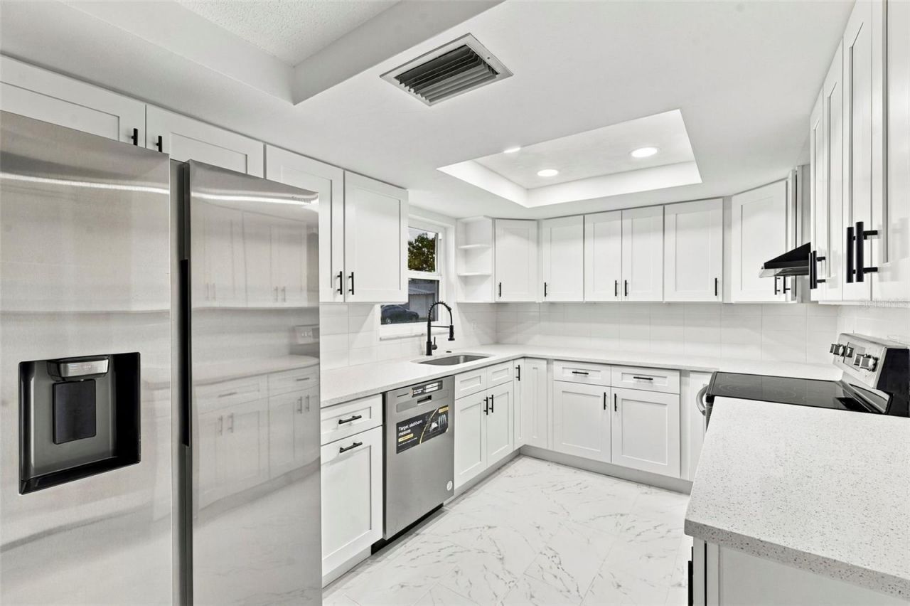 10734 Leeds Road , Port Richey, FL 34668 Photo