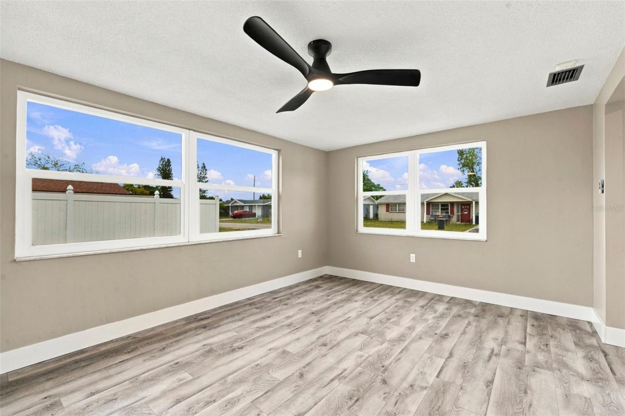 10734 Leeds Road , Port Richey, FL 34668 Photo