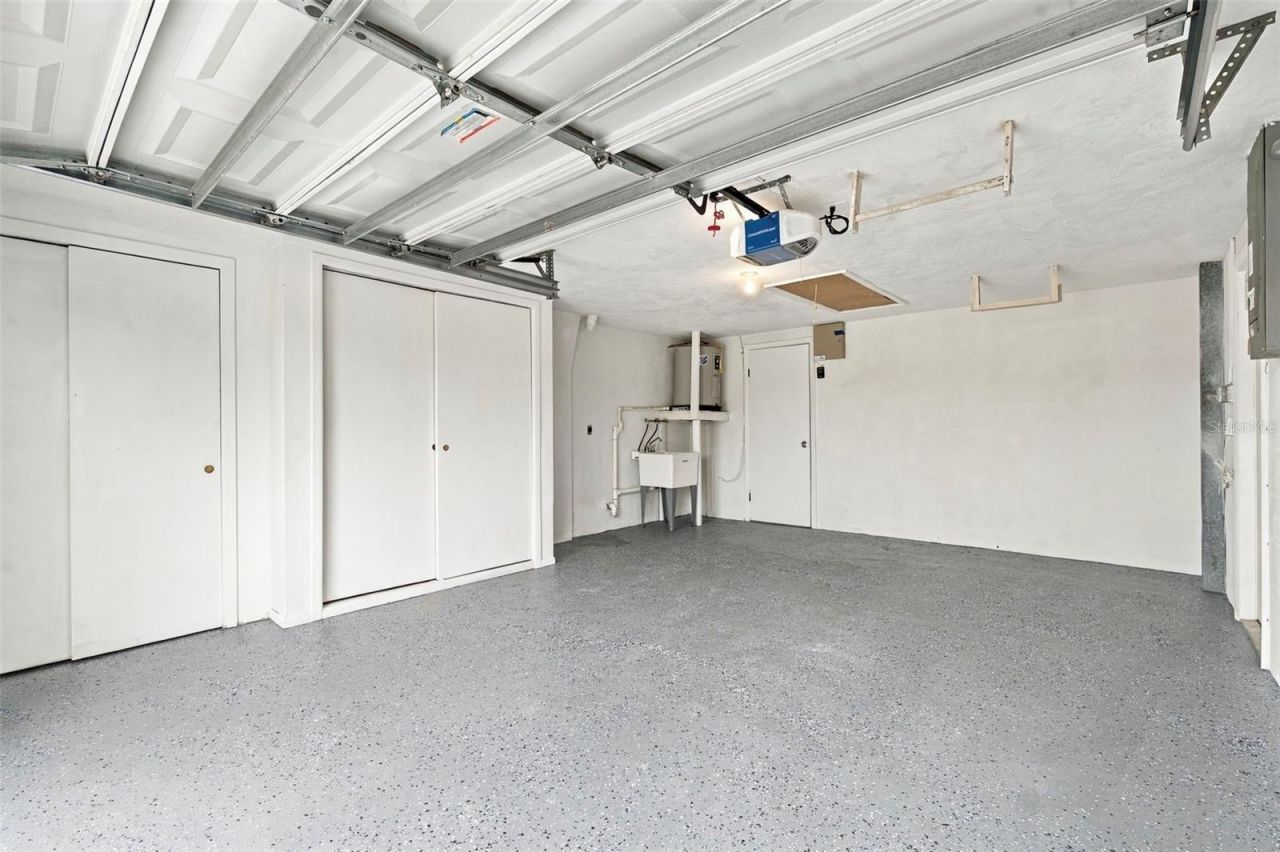 10734 Leeds Road , Port Richey, FL 34668 Photo