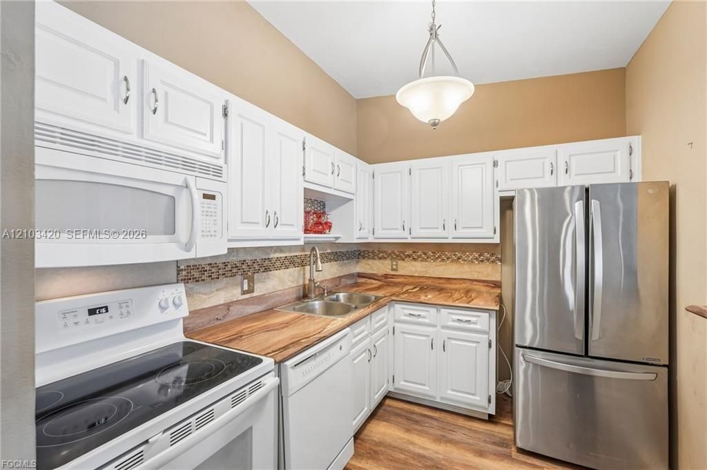 17420 Birchwood Ln , Unit 5, Fort Myers, FL 33908 Photo