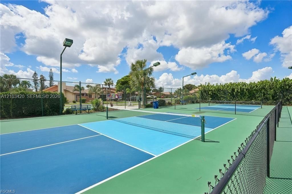 17420 Birchwood Ln , Unit 5, Fort Myers, FL 33908 Photo