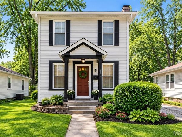 411 Adams Street, St Charles, MO 63301