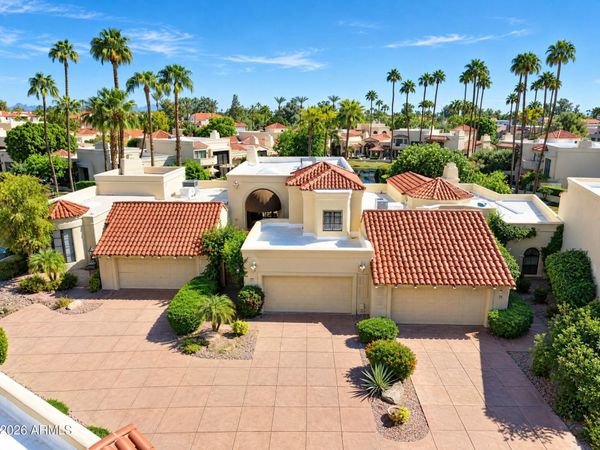 10050 E MOUNTAINVIEW LAKE Drive, Unit 10, Scottsdale, AZ 85258