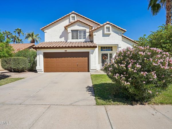 2352 W REDWOOD Drive, Chandler, AZ 85248