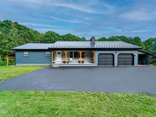 322 Jackson Summit Road West, Mayfield, NY 12117
