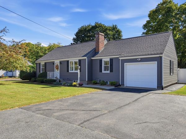 724 Dewey St, West Springfield, MA 01089