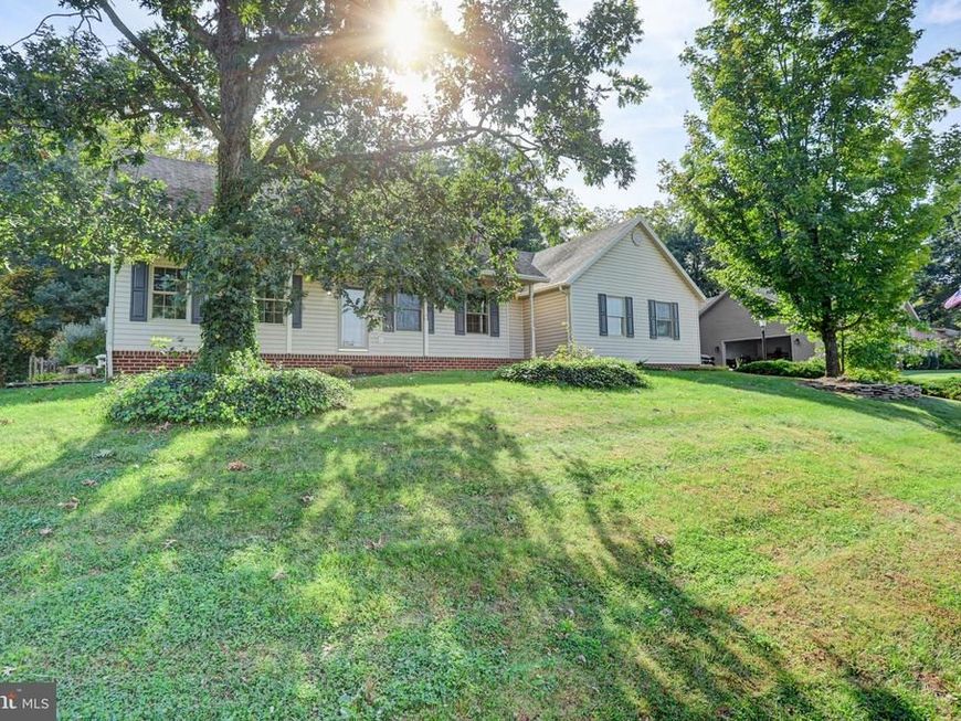 6985 Augusta National, Fayetteville, PA 17222 Main Photo