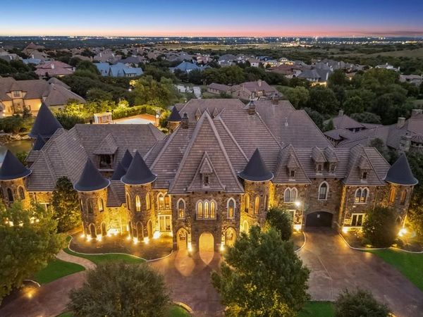 9553 Bella Terra Drive, Fort Worth, TX 76126