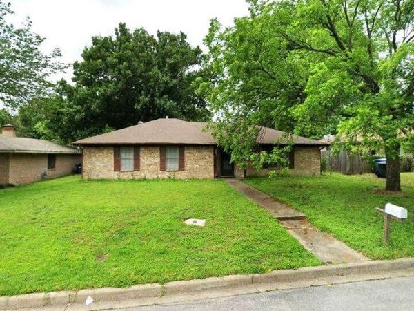 216 Churchill Avenue, Corsicana, TX 75110
