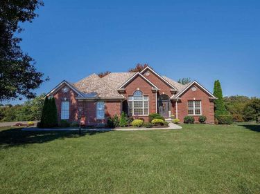 908 Country Oaks Drive, Richmond, KY 40475