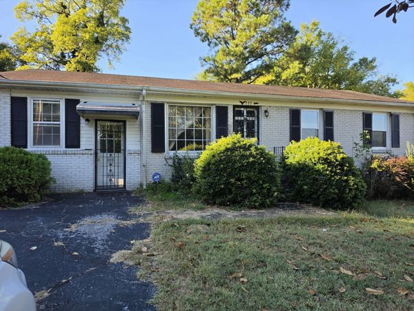 537 Park St , Pulaski, TN 38478
