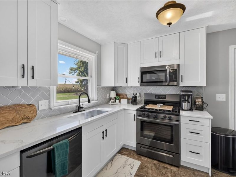 1160 Morrow Road, Kent, OH 44240 Photo 2