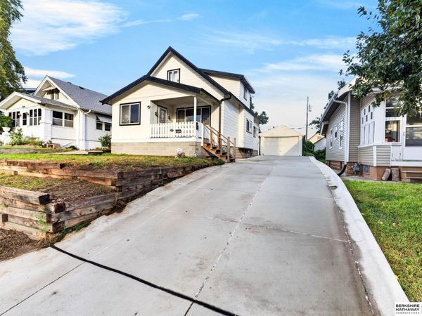 4309 S 13th Street, Omaha, NE 68107
