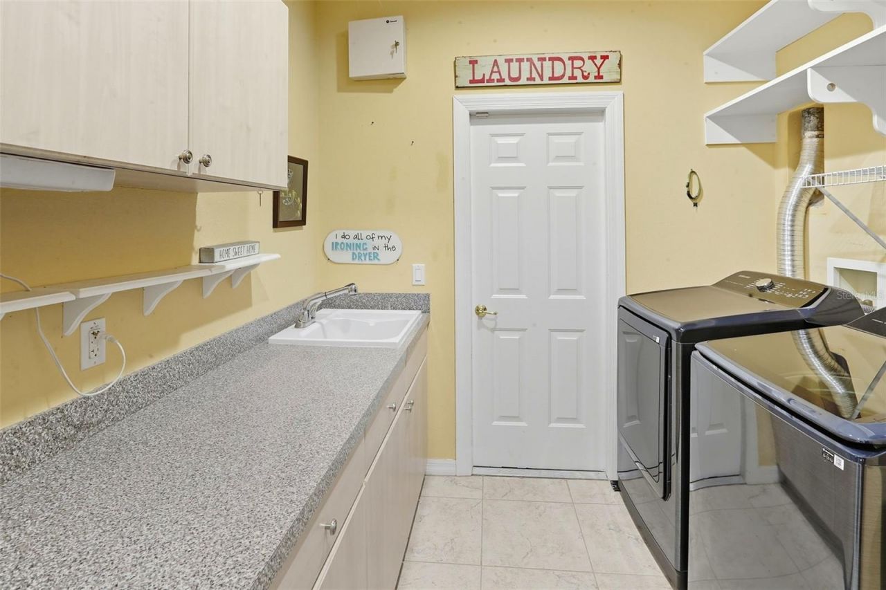 57 W Albany Lane , Hernando, FL 34442 Photo