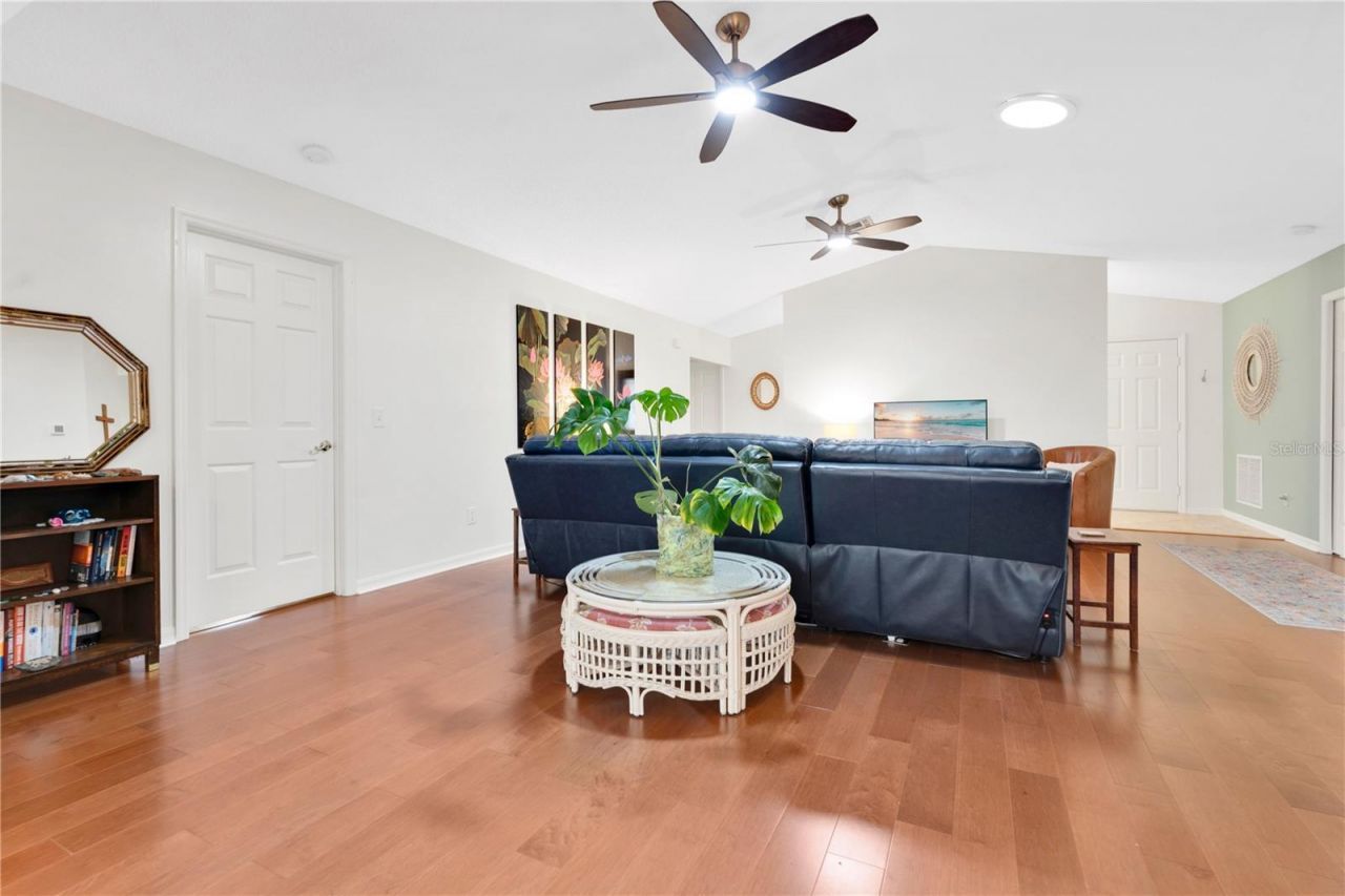 341 Ranchwood Drive , Leesburg, FL 34748 Photo