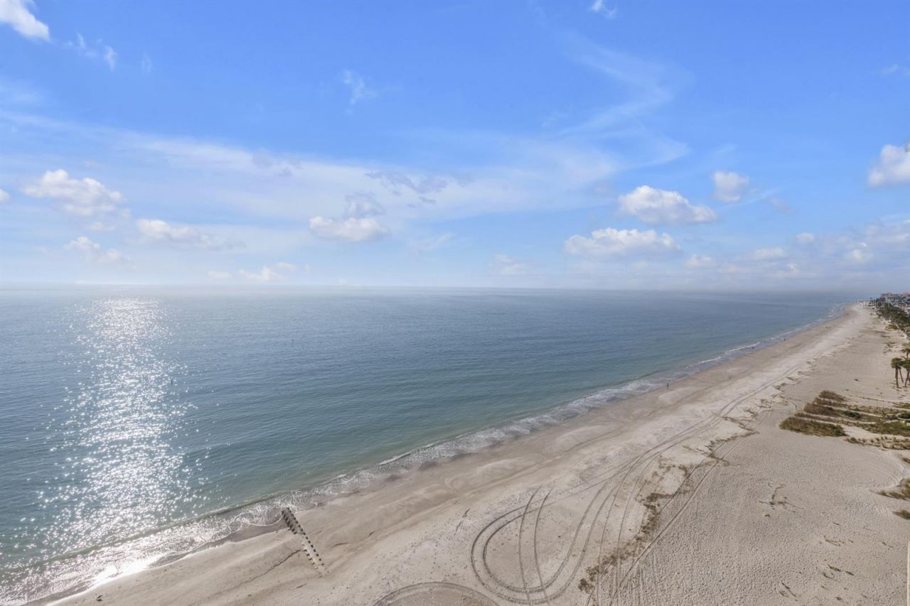 15462 Gulf Boulevard, Unit 1006, Madeira Beach, FL 33708 Photo