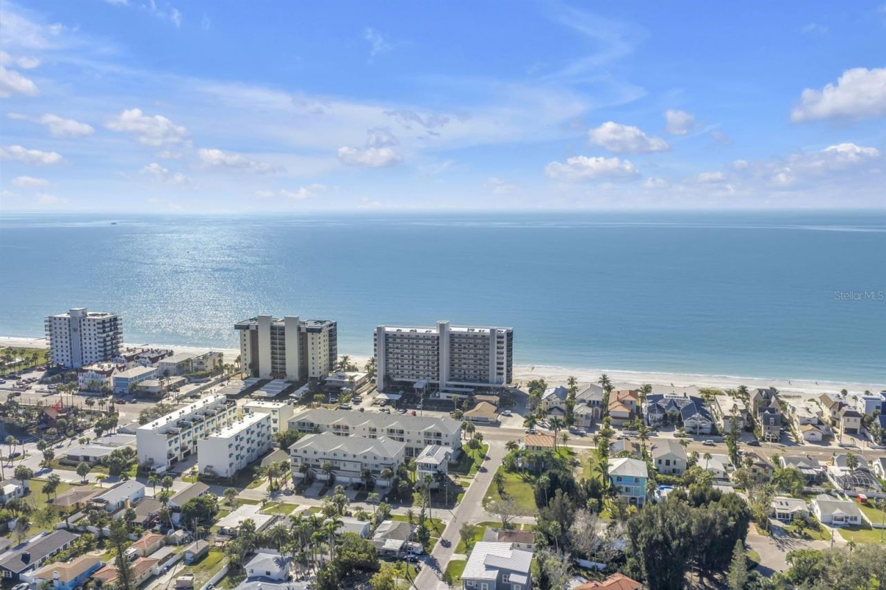 15462 Gulf Boulevard, Unit 1006, Madeira Beach, FL 33708 Photo