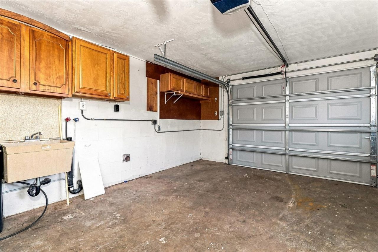 10121 Oleander Drive , Port Richey, FL 34668 Photo