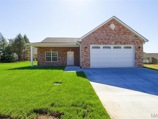 20 Butterfield Drive, Farmington, MO 63640