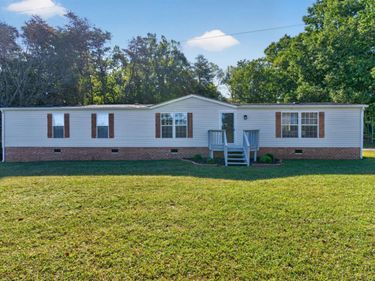 3873 Sugartree Church Road, Danville, VA 24541
