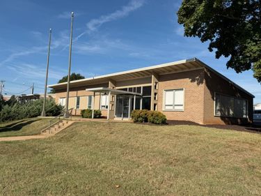 2015 Memorial Avenue, Lynchburg, VA 24501