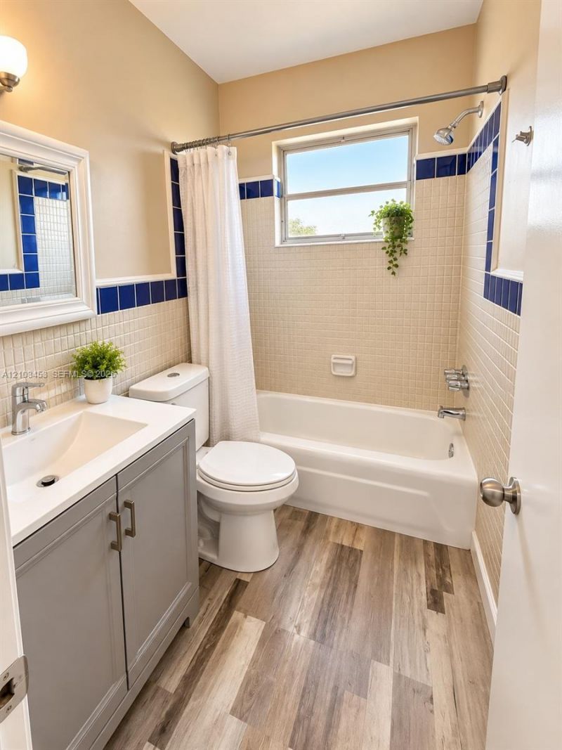 2225 Polk St , Unit 4B, Hollywood, FL 33020 Photo