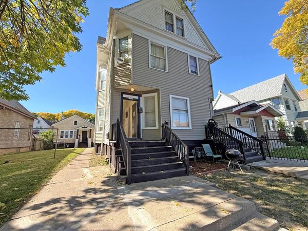 1225 S 20th STREET, Unit 1225A, 122, Milwaukee, WI 53204