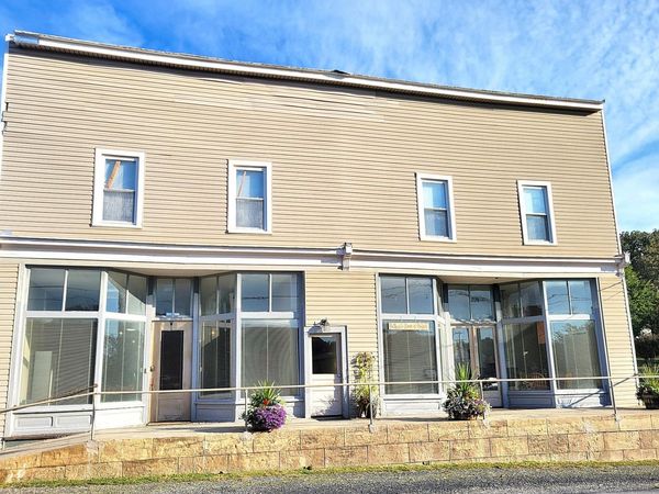 22 WAYNE AVE, STUARTS DRAFT, VA 24477