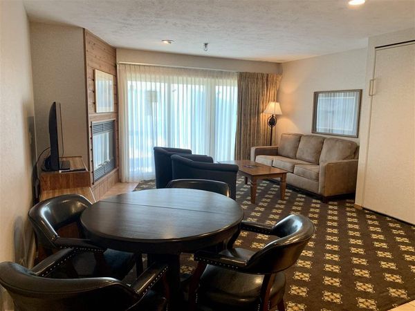 5620 Highlands Drive,, Unit 48, Harbor Springs, MI 49740
